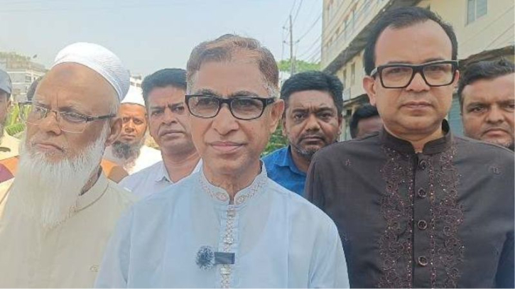 ফতুল্লায় জলাবদ্ধতা নিরসনে জেলা পরিষদের খাল খনন কার্যক্রমের উদ্বোধন