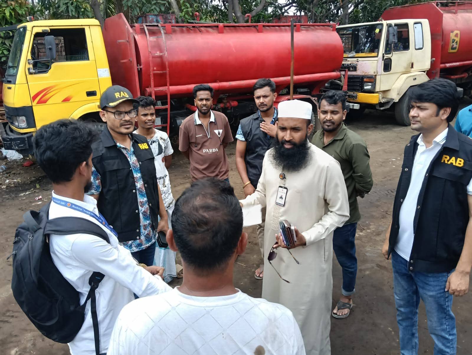 সিদ্ধিরগঞ্জে বৈধ কাগজপত্র ছাড়া ডিজেল ও ফার্নেস অয়েল বিক্রির দায়ে মেসার্স সেলিনা ট্রেডার্সকে ১০ হাজার টাকা জরিমানা