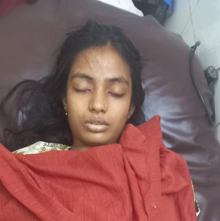 আড়াইহাজারে স্বামীর সাথে ঝগড়া করে স্ত্রীর আত্মহত্যা