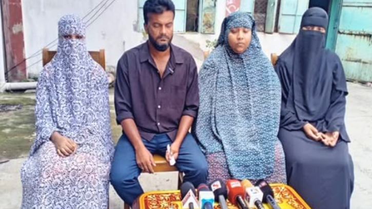 সিদ্ধিরগঞ্জে মাছ ব্যবসায়ীর দোকানে হামলা ও লুটপাটের অভিযোগ: সংবাদ সম্মেলন