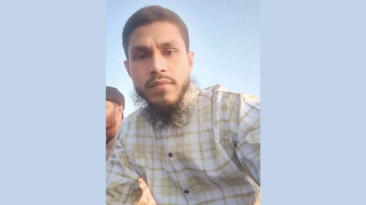 ফতুল্লায় পারিবারিক কলহে ছোট ভাইকে কুপিয়ে হত্যা, বড় ভাই পলাতক