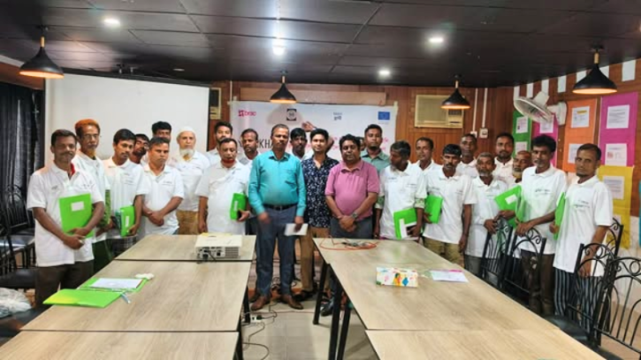 নারায়ণগঞ্জে গণপরিবহনে যৌন হয়রানি প্রতিরোধে পরিবহন শ্রমিকদের ৪ দিনব্যাপী প্রশিক্ষণ শুরু