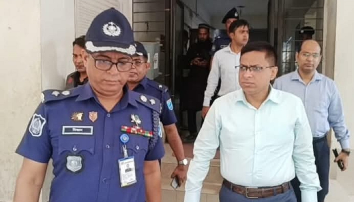 ফতুল্লায় শিশু নির্যাতনের ঘটনা: দুই আসামি গ্রেপ্তার, দোষীদের সর্বোচ্চ শাস্তির আশ্বাস ডিসি ও এসপির