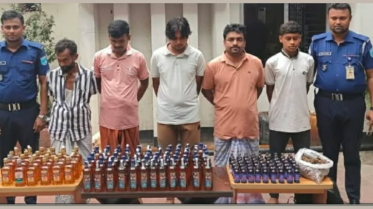 রূপগঞ্জে মাদকবিরোধী অভিযান: বিপুল মাদকসহ ৬ জন গ্রেপ্তার