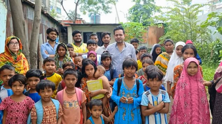 চাষাড়ায় আরবান স্কুলে পানির মোটর উপহার দিলেন আহমেদুর রহমান তনু