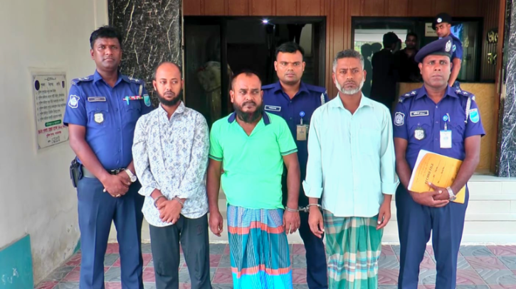 আদালত চত্বর থেকে গাড়ি চুরি: কুমিল্লা থেকে ৩টি চোরাই কারসহ গ্রেপ্তার ৩