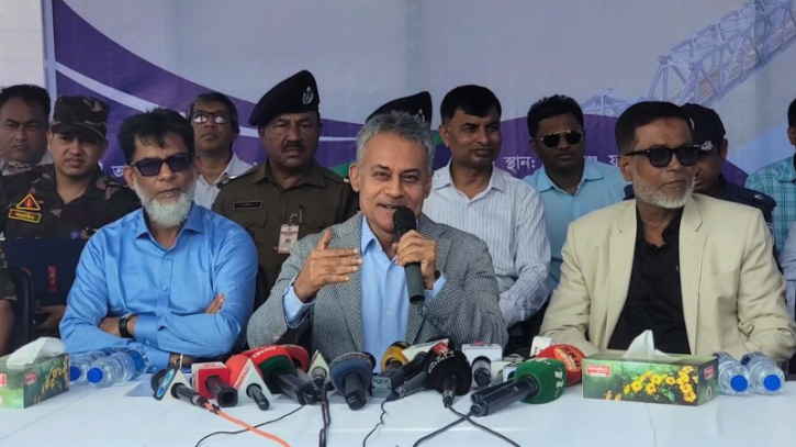 ​'প্রয়োজনেই মাটি কাটা হয়েছে, ভায়াডাক্ট ক্ষতিগ্রস্ত হওয়ার দাবি ভিত্তিহীন'— ফতুল্লায় সেতুমন্ত্রী