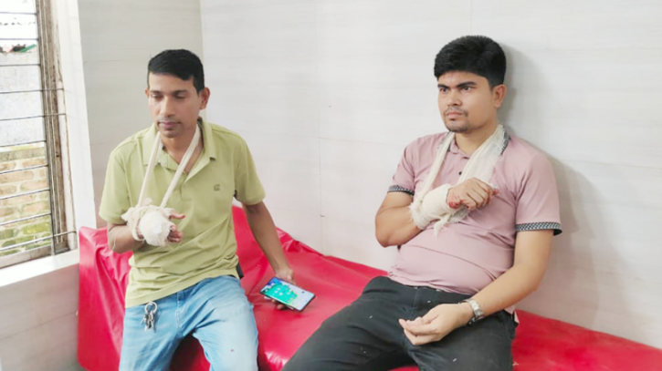 সোনারগাঁয়ে আসামি ধরতে গিয়ে পুলিশের ওপর হামলা, এসআইসহ আহত ৩