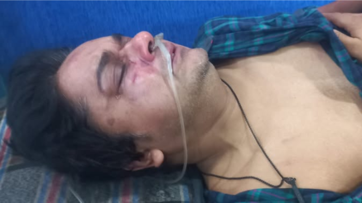 আড়াইহাজারে চিকিৎসককে মারধরের অভিযোগ বিএনপি নেতার ভাইয়ের বিরুদ্ধে, চিকিৎসকদের কর্মবিরতি